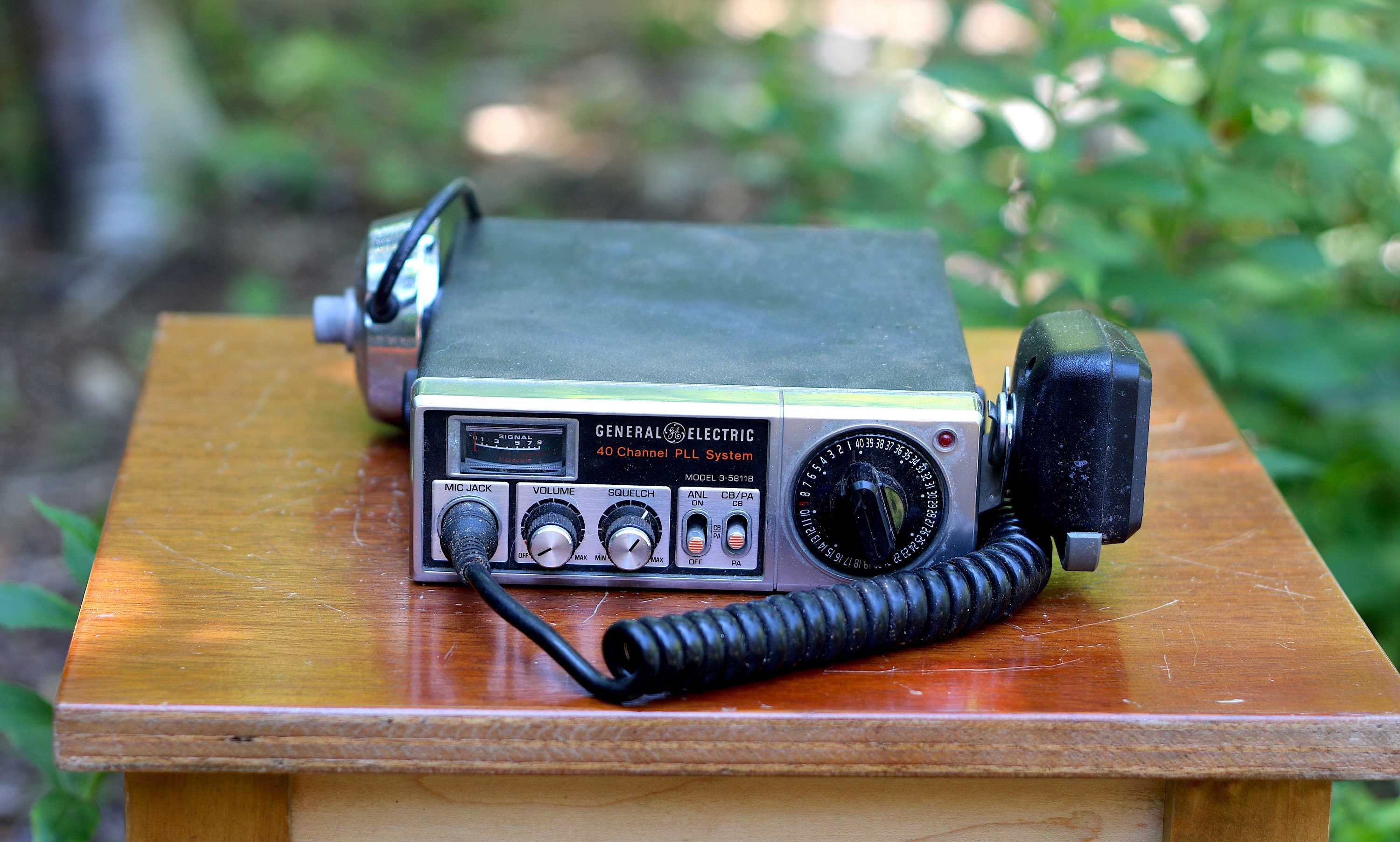 Antique radio model for sale  