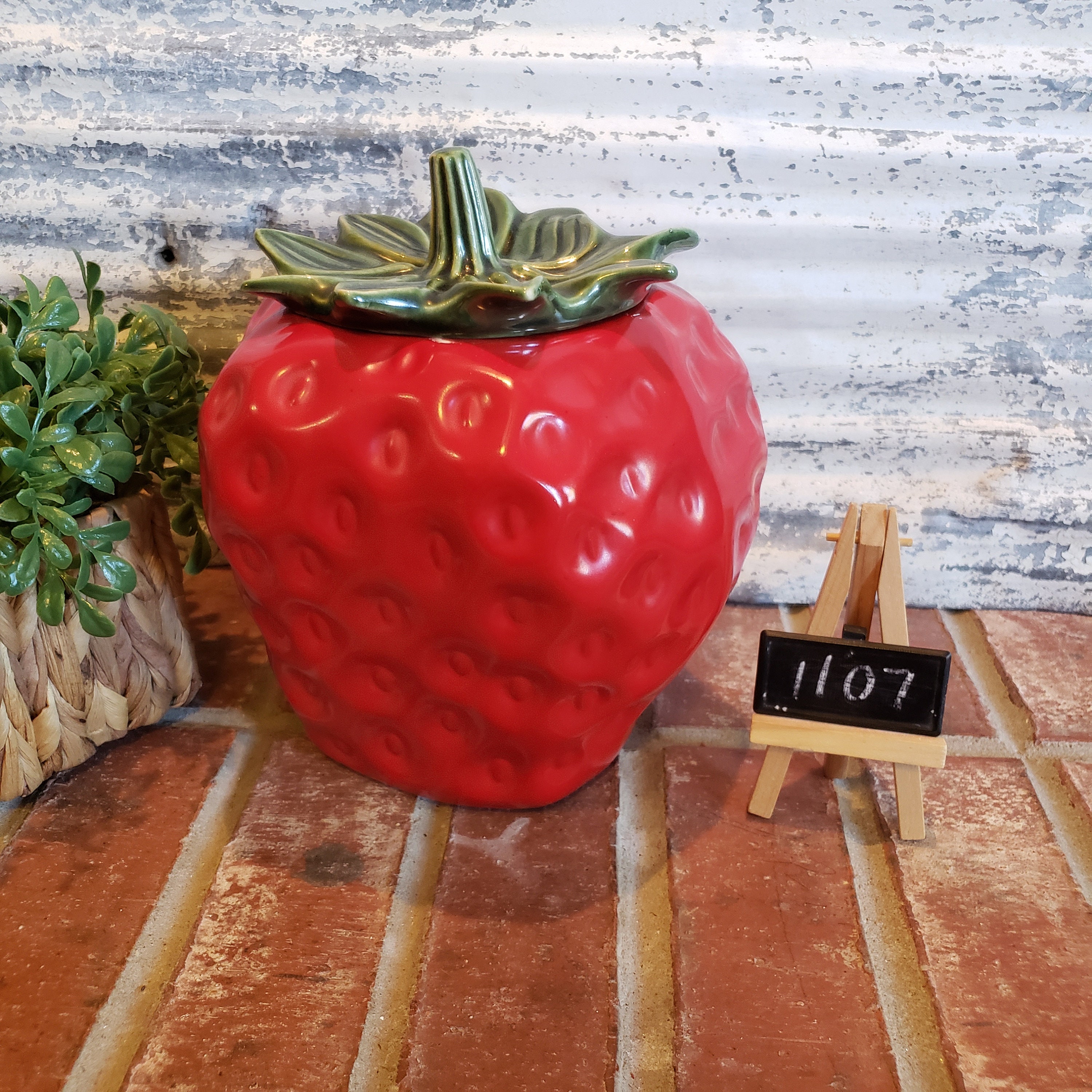 Mccoy 263 strawberry for sale  