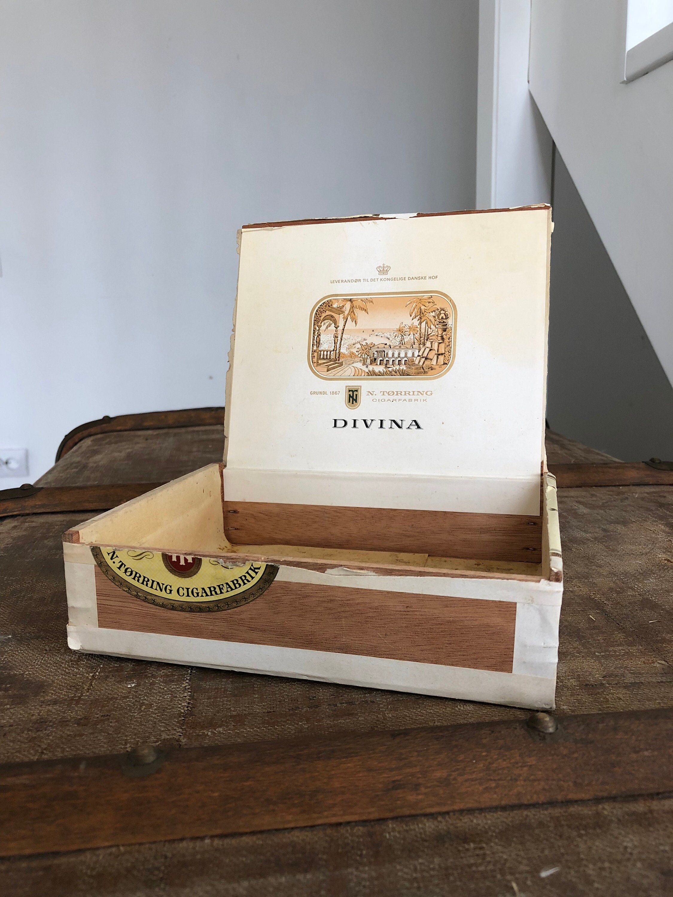 Vintage cigar box for sale  