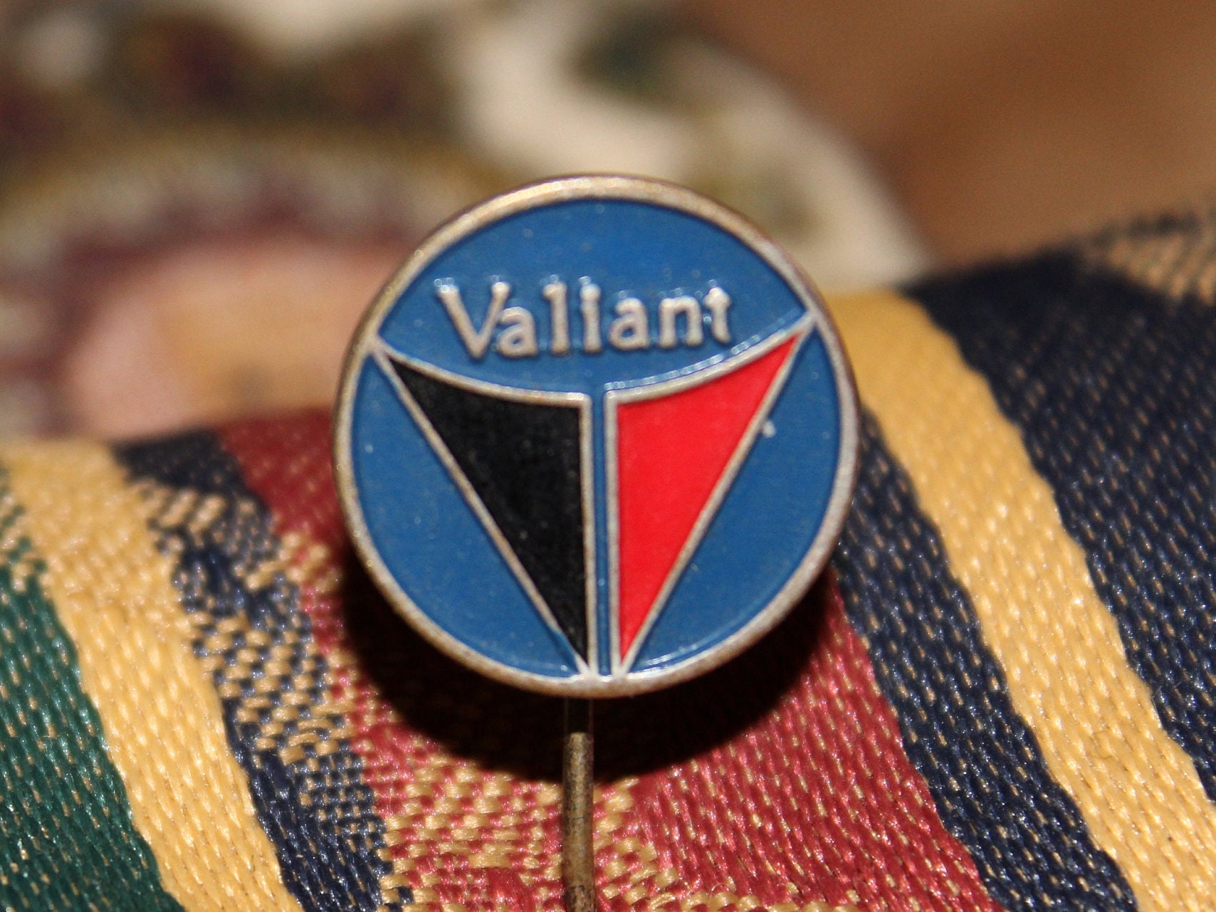 Vintagel valiant plymouth for sale  