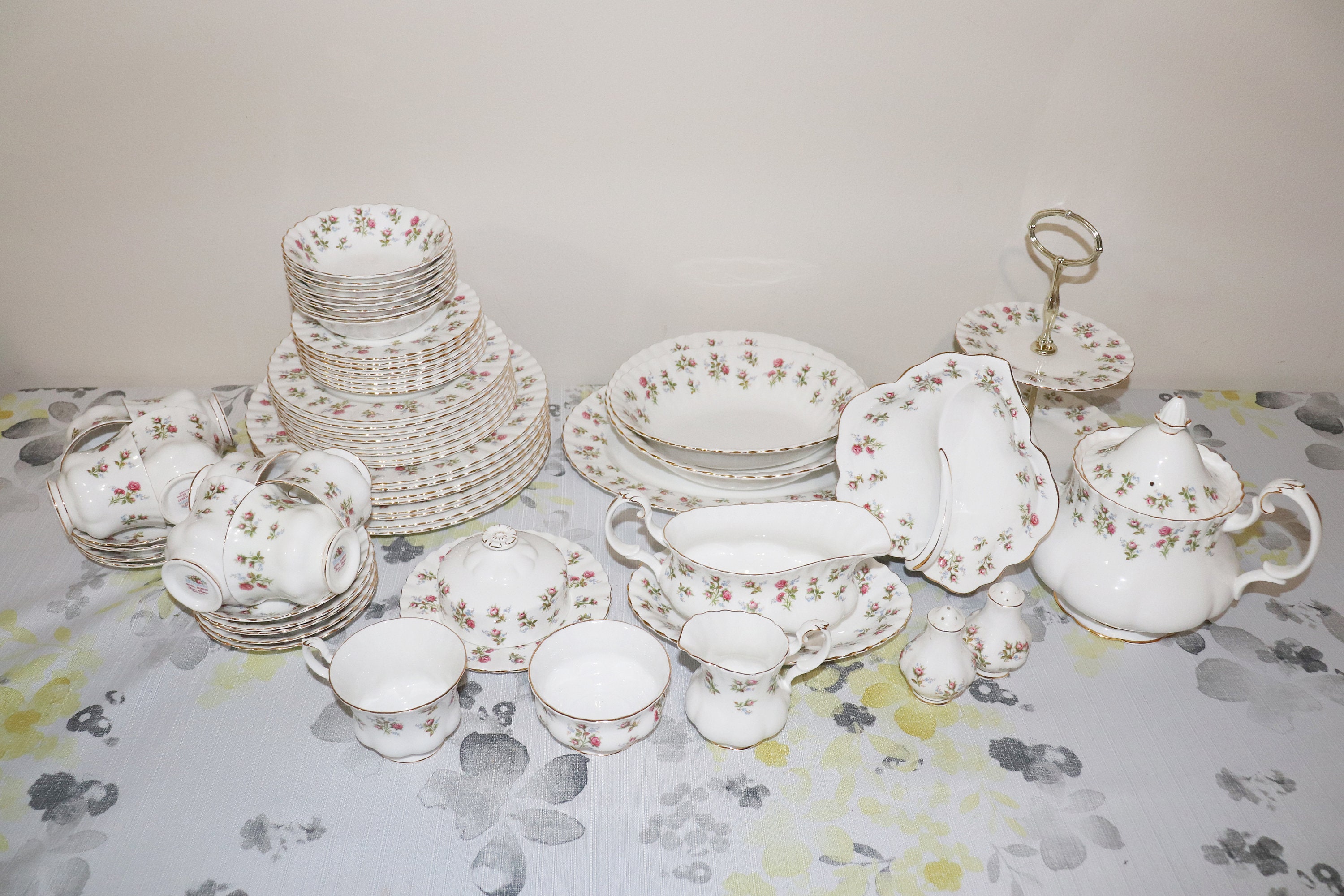 Royal albert winsome for sale  