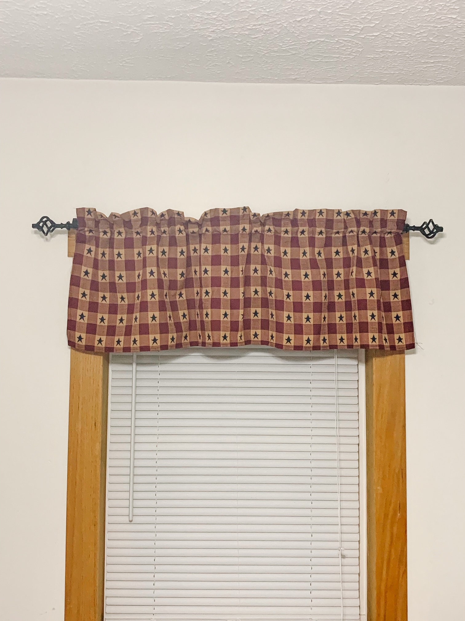 Primitive country valance for sale  