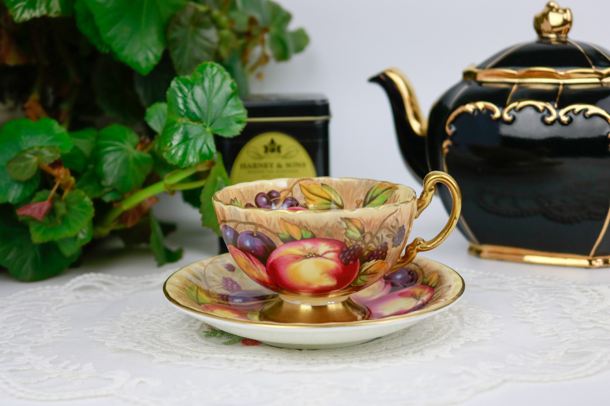 Aynsley orchard teacup for sale  