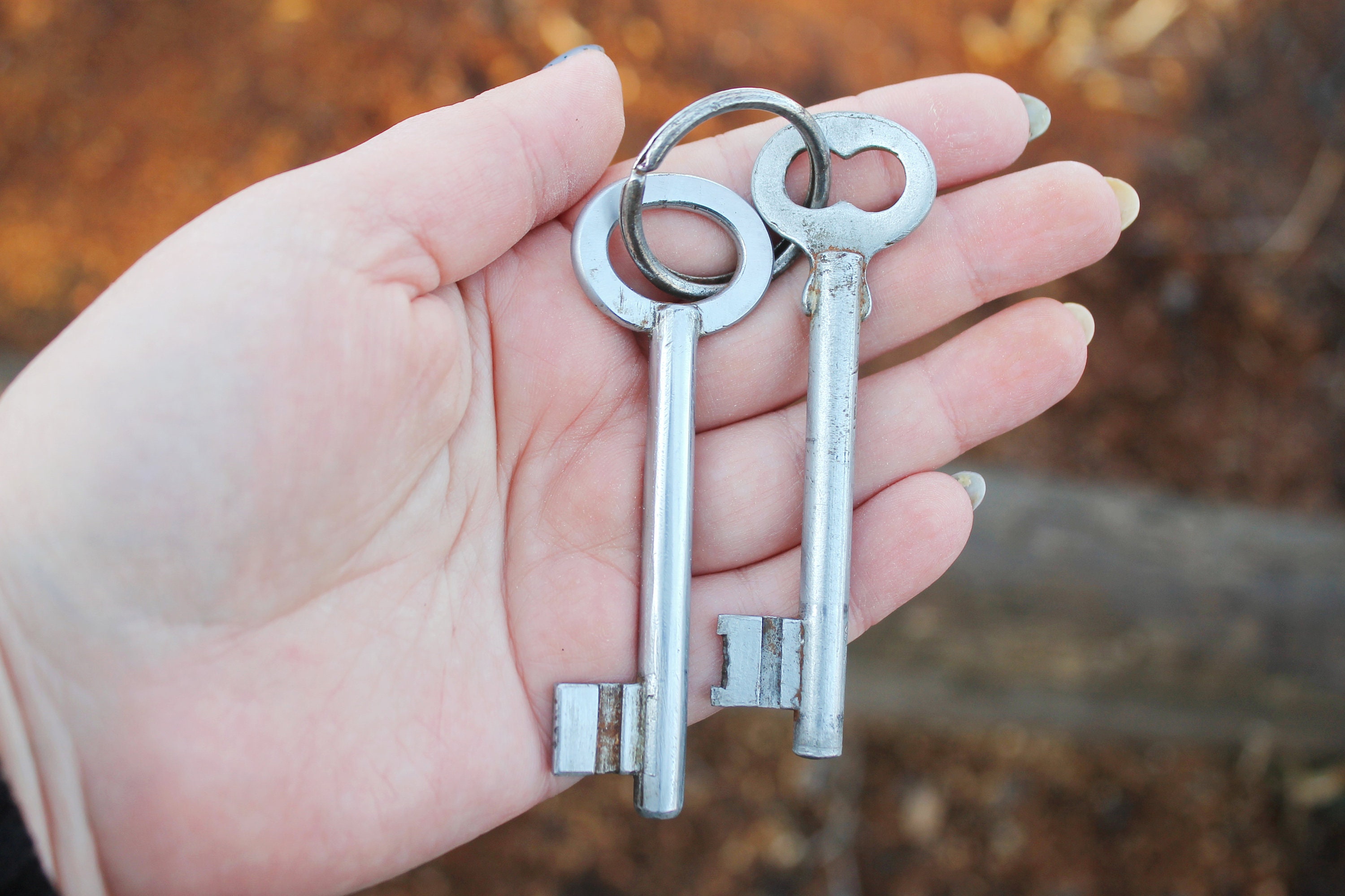 Set vintage keys for sale  