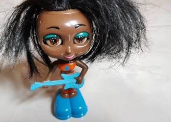 lalka interaktywna zabawka rozwijająca nakręcana laleczka na sprzedaż  Kielce