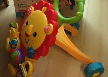 Używany, Jeździk Fisher price dla niemowląt na sprzedaż  Kęty