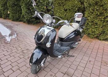 Skuter 50 zarejestrowany retro ladny dostawą piaggio vespa na sprzedaż  Tarnobrzeg