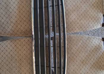 Grill atrapa OE Ford Fiesta MK7 C1BB-17B968 na sprzedaż  Kielce