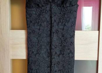 Używany, Koronkowa, czarna sukienka na sprzedaż  Łódź