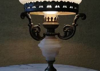 Lampka stylowa stołowa nocna naftowa lampa, używany na sprzedaż  Garwolin