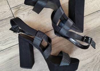Czarne Sandaly na paski New Look 40 Nowe buty na sprzedaż  Jasło