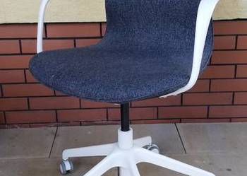 Fotel biurowy kręcony LÅNGFJÄLL krzesło z podłokietnikiem na sprzedaż  Sulbiny