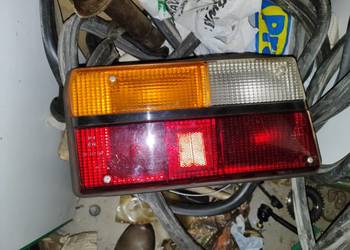 Dacia 1310 nowa tylna lewa lampa na sprzedaż  Łódź