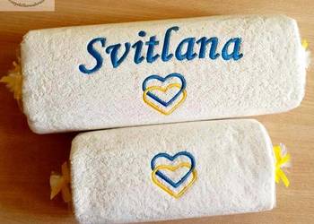 Prezent dla Ukrainki Ukraińca RĘCZNIK z imię serce ukrainy na sprzedaż  Toruń