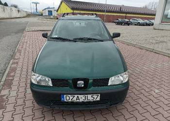 Seat Cordoba Lift 1.4 16 V ekonomiczne kombi z Hakiem 2001 na sprzedaż  Kłodzko