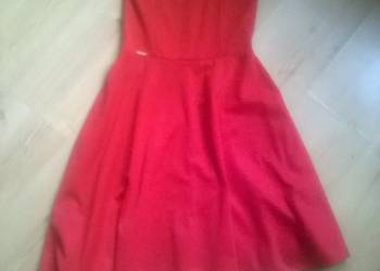 Używany, sukienka czerwona na sprzedaż  Stalowa Wola