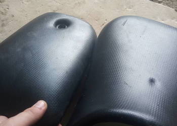 Używany, Kanapa siedzenie kanapy peugeot xr6 motorhispania RX carbon! na sprzedaż  Łapanów