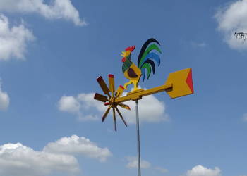 Używany, Wiatrak ogrodowy wiatrowskaz na sprzedaż  Borzykowo