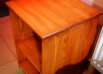 Szafka nocna, stolik nocny drewniany, używany na sprzedaż  Radków