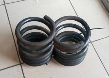 Sprężyny fiat 126p sciskane i hartowane tuning kjs 16 cm na sprzedaż  Wielka Wieś