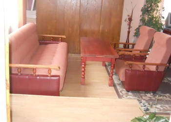 Komplet wypoczynkowy, kanapa+fotele+stół rozkładany ława PRL na sprzedaż  Wiskienica Dolna