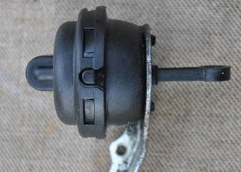 Gruszka EGR podciśnienie RENAULT OPEL NISSAN MITSUBISHI 1.9DCi Trafic 2 na sprzedaż  Poręba
