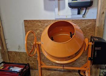 Zestaw Betoniarka Agregat prądotwórczy 180L 1250W KD491 na sprzedaż  Głogowa