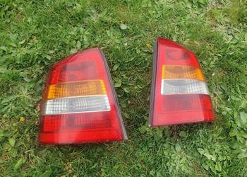 Lampa tylna prawa lub lewa Opel Astra G II hatchback na sprzedaż  Kraków