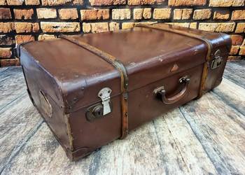 Używany, Stary kufer, kufer podróżny, stara walizka, dekoracja retro na sprzedaż  Kołobrzeg