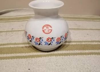 stary maly porcelanowy wazon PTG Karolina na sprzedaż  Legnica