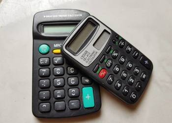 Używany, kalkulator pomoc szkolna naukowa szkolna liczydło maszyna li na sprzedaż  Kielce