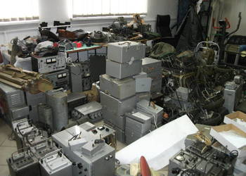 Używany, Militaria sprzęt wojskowy demobil radiostacje części PL RUS na sprzedaż  Skierniewice