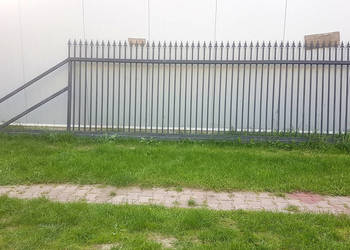 stalowa brama przesuwana (7m w swietle 5m) + furtka, element na sprzedaż  Warszawa