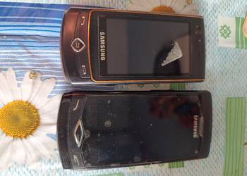 Dwa stare Samsungi, używany na sprzedaż  Legnica