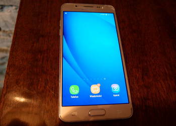 Smartfon Samsung Galaxy J5 2GB/16GB złoty przekątna 5.2&quot;, używany na sprzedaż  Łódź
