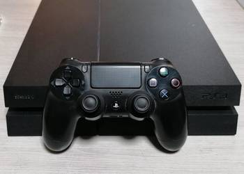 Konsola Sony PlayStation 4 1TB, używany na sprzedaż  Elbląg