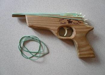 Do kolekcji: Drewniany Pistolet na Gumki firmy Elastic Preci na sprzedaż  Rzeszów
