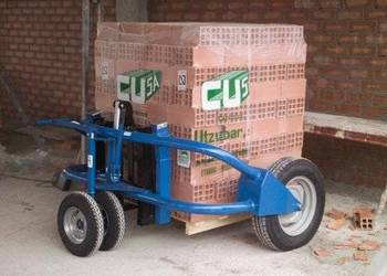 Wózek budowlany sztaplarka ręczna 2500 kg, używany na sprzedaż  Mielec