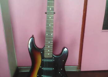 Gitara stratocaster., używany na sprzedaż  Ostrowiec Świętokrzyski