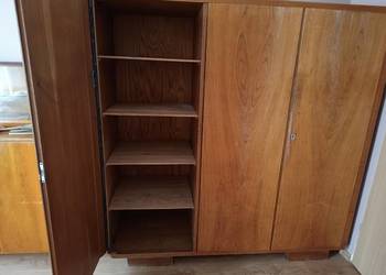 Komoda ze szklaną nadstawką, szafa i biblioteczka do renowacji, lata 40-50 na sprzedaż  Kielce
