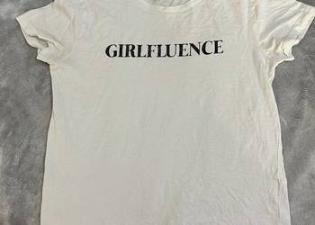 Używany, T-shirt / koszulka / bluzka z krótkim rękawem - Girlfluence na sprzedaż  Jasło
