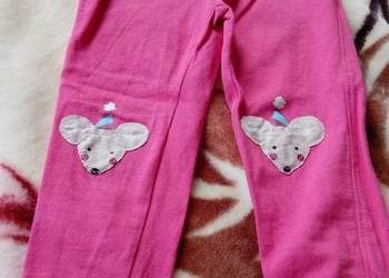 Spodnie dresowe dla dziewczynki rozmiar 98, używany na sprzedaż  Włocławek