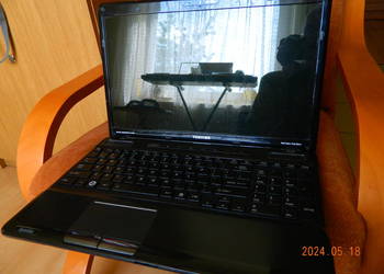 Używany, Laptop TOSHIBA 16 cali 256 GB SSD i 4 GB RAM na sprzedaż  Kalisz
