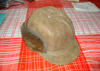 czapka; marki LEDER; daszek; brąz; skóra; ok 56, używany na sprzedaż  Nowa Sól