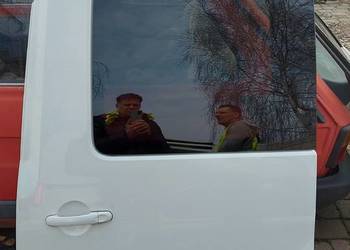 Drzwi Lewe tylne przesuwne VW Caddy 4 IV 15- KOMPLETNE LB9A na sprzedaż  Tychy