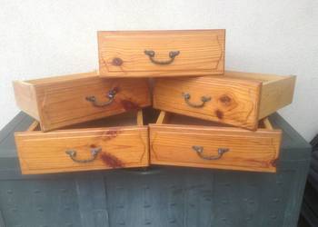 Zestaw 5 szuflad z  litego drewna z metalowymi okuciami . na sprzedaż  Opole