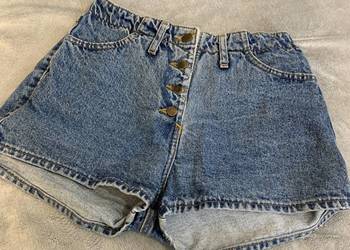 Krótkie spodenki / szorty dżinsowe / jeansowe z guzikami na sprzedaż  Jasło