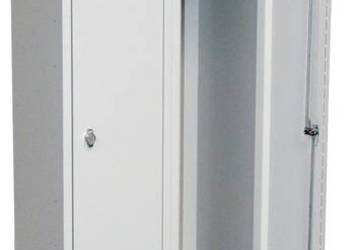 Używany, Szafa metalowa ubraniowa SUM 320 Malow na sprzedaż  Poznań