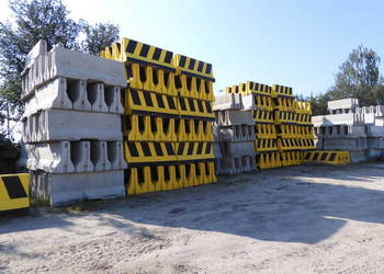 Bariery drogowe betonowe malowane dwustronne na sprzedaż  Dąbrowa Górnicza