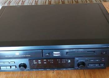 Prawie jak nowy Mini disc + CD Sony MXD-D4  CD + Minidisc z Lp2/4 Minidisk. na sprzedaż  Ostrzeszów